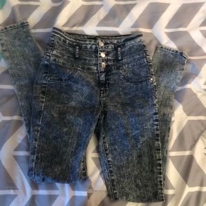 High waisted acid wash jeans
